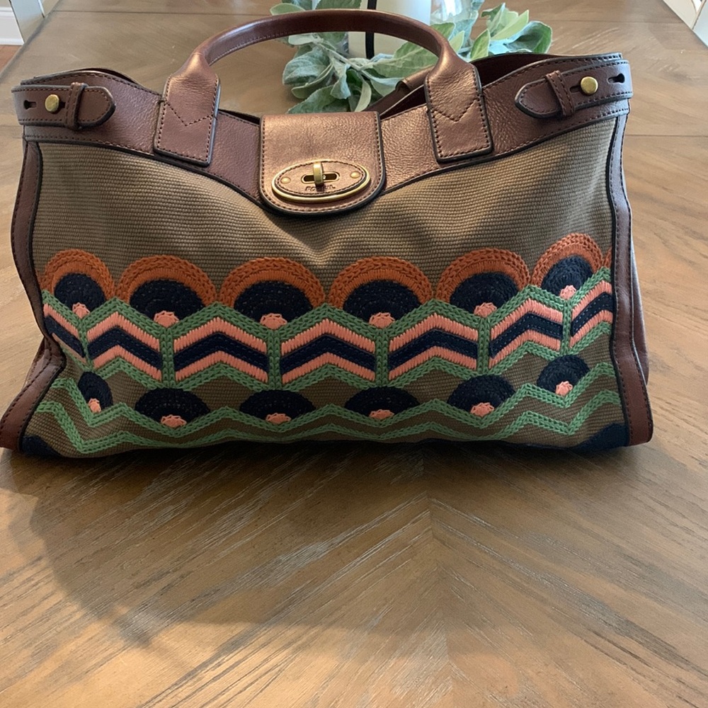 Fossil Tote